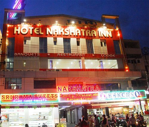 Oyo 13494 Hotel Nakshatra Inn Hyderabad Exterior foto